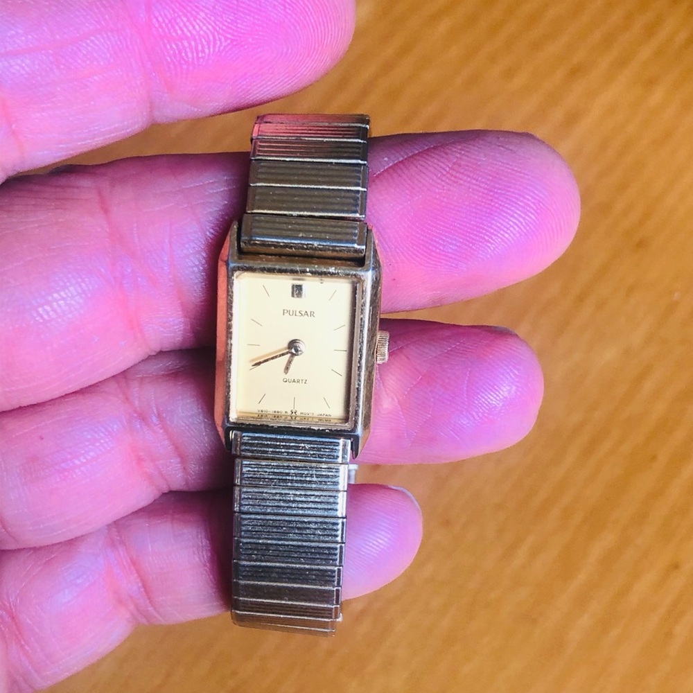 Pulsar Silver Rectangular Watch - Picture 3 of 5